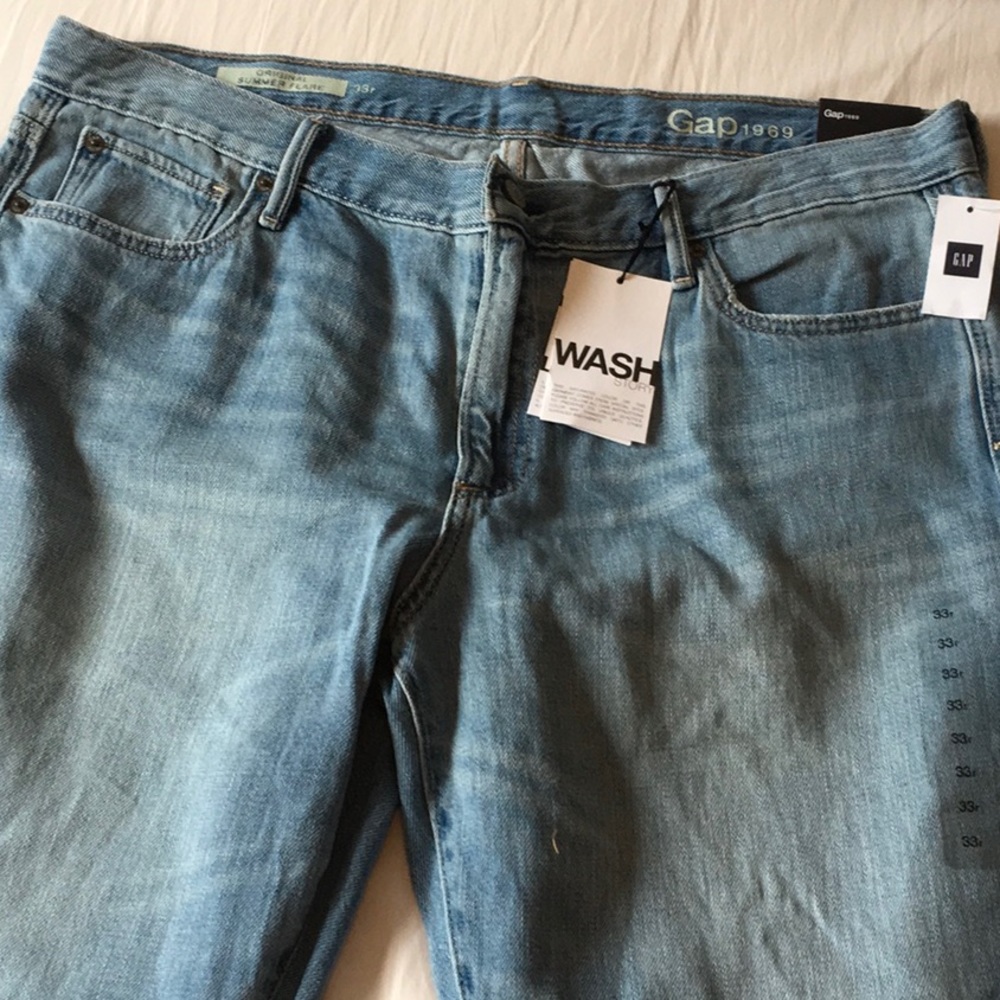 Light wash blue jeans.